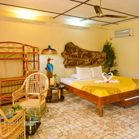 Deep Forest Garden Hotel