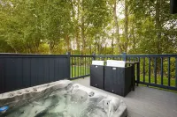Host & Stay - The Evergreen Retreat RWM22