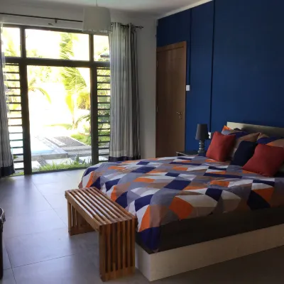 Serene 3-Bedroom Villa with Private Pool in Roches Noires - Villas