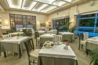 Swell Boutique Hotel - فطور