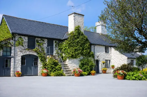 Dolgun Uchaf Historic B&B and Cottages in Snowdonia - Lemmikkieläimet sallittu