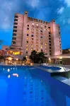 Hotel Grand Chancellor Adelaide - С бассейном