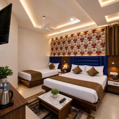 Hotel Silver Palace Hotels near Shree Swaminarayan Temple, Nar Narayan Dev Gadi, Jadeswar Park Society, Mahadevnagar