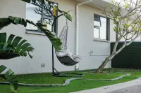 The Valley Escape - Unit 2 - Bungalows