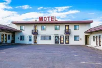 Silver Street Motel by OYO - parking