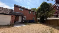 Duxford Spacious 4BR Home Near IWM Duxford Aviation - Pensions