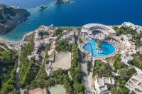 Athina Palace Resort & Spa - parking