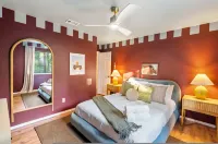 Cowboy Cove Pool - Hot Tub - Arcade - Games - Homestays