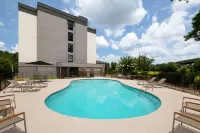 Garner Hotel AUGUSTA WEST by IHG - Pool