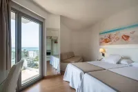 THB Maria Isabel - Adults Only - parking