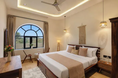 ELIVAAS Belvedere 4BHK Villa with Pool - Villaer