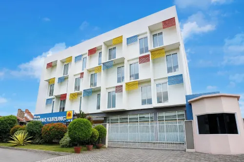 Townhouse Oak Hotel Damar Kurung - Wifi