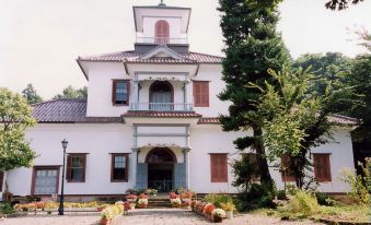 Tendo Central Hotel