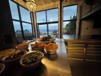 Coastal Calm | Luxe Stay with Views, Bath & Fire. - Apartments