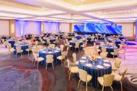 InterContinental Hotels SAN SALVADOR-METROCENTRO MALL by IHG - Parking