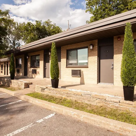 Motel Newstar Laval