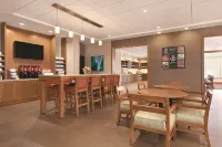 Hyatt Place at Anaheim Resort / Convention Center - breakfast
