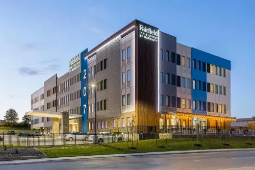 Fairfield Inn & Suites des Moines Downtown - Barer