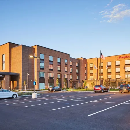 Hampton Inn &  Suites Hood River