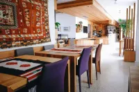 Hotel Gracanica - Breakfast