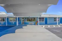 Sunrise Inn by OYO Titusville FL - parking