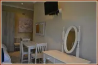 Jock-Inn Guest House - バー