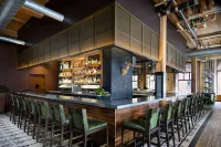 Hewing Hotel - bar
