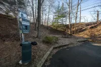 HomeTowne Studios Bordentown - McGuire AFB - Wifi