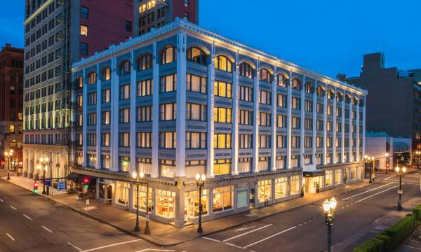 Hi-Lo Hotel, Autograph Collection