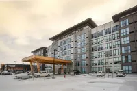 Sandman Signature Sherwood Park Hotel - Apartments