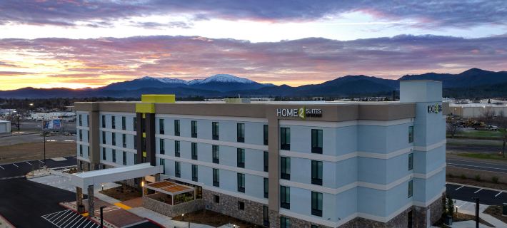 Home2 Suites by Hilton Redding Các khách sạn ở Redding