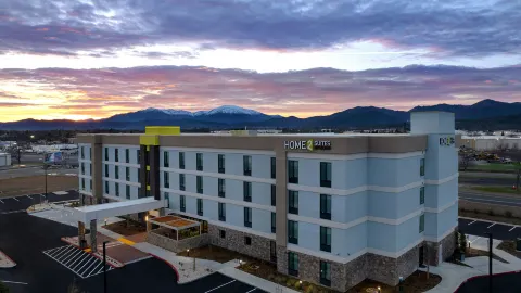 Home2 Suites by Hilton Redding in Redding