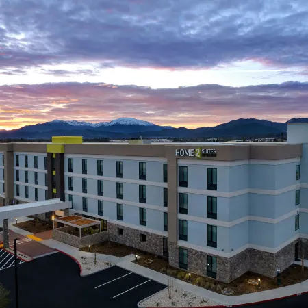 Home2 Suites by Hilton Redding