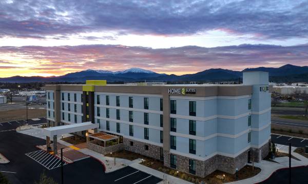 Home2 Suites by Hilton Redding