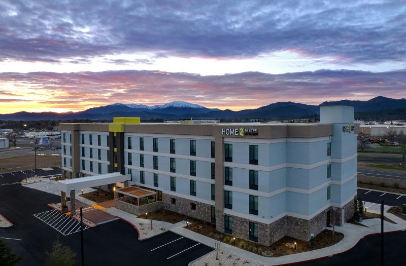 Home2 Suites by Hilton Redding