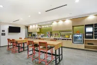 Home2 Suites by Hilton Raleigh Durham Airport RTP - breakfast