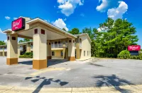 Red Roof Inn Defuniak Springs - Parkplatz