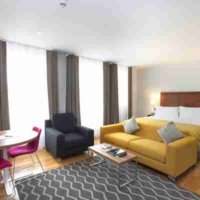 Premier Suites Dublin, Ballsbridge Rooms