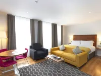 Premier Suites Dublin, Ballsbridge Hotel berhampiran Taman Herbert