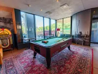 Bastion Hotel Rotterdam Zuid Отели рядом с достопримечательностью «Шарлос»