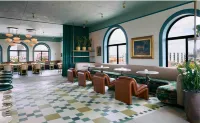 Hotel Genevieve - breakfast