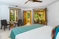 Mahekal Beach Front Resort & Spa - balcone