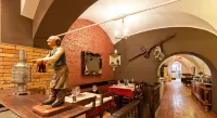 Huch House Hotel and apartments - 2-Star