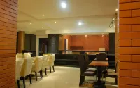Kasira Residence - Homestays