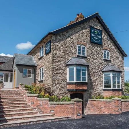 The Baiting House