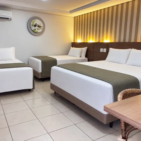 Amazon Plaza Hotel