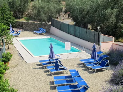 La Colombera Hotels near EIRA TERME
