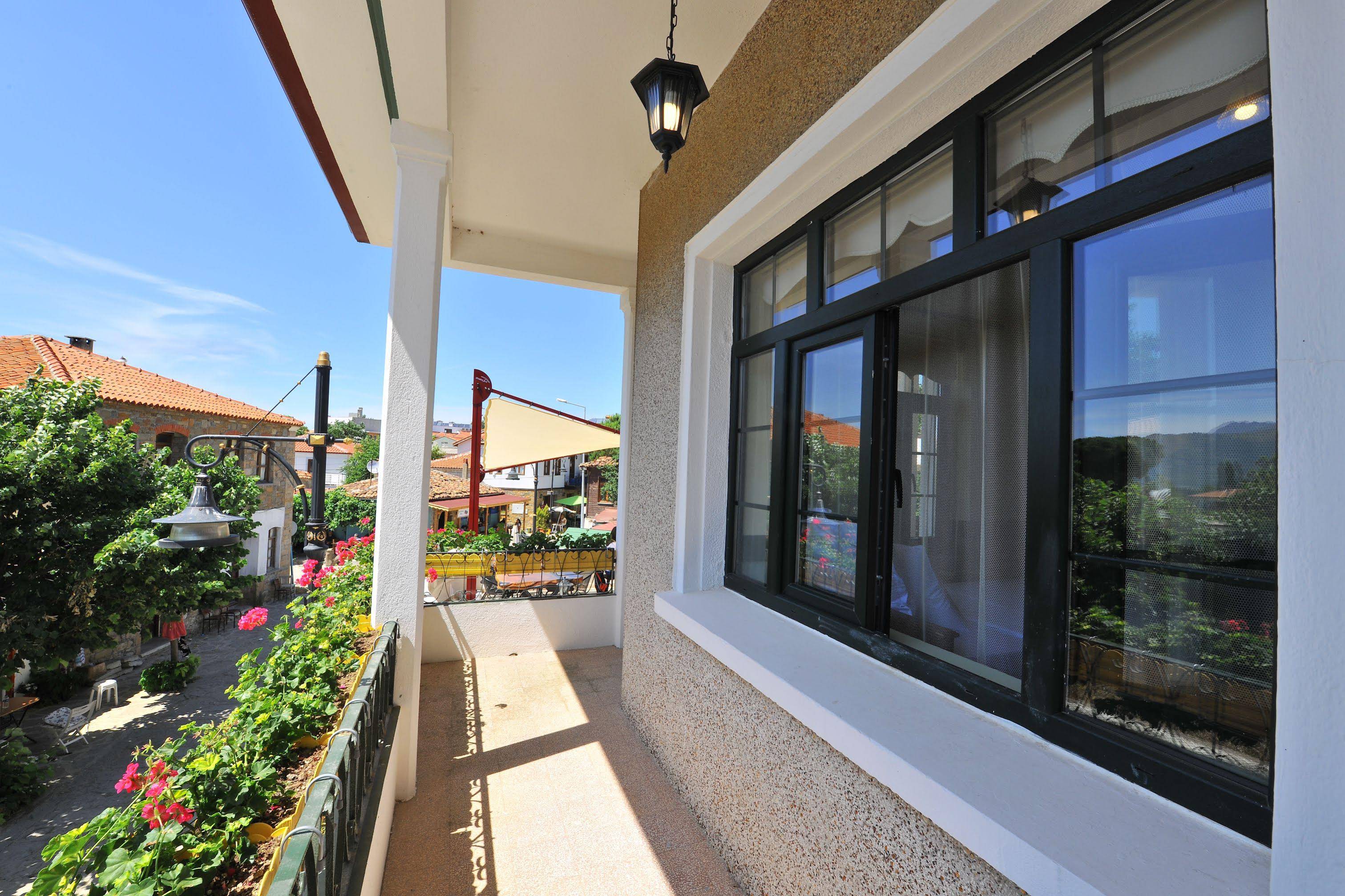 Petrino Gokceada Hotel & Kitchen