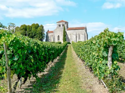 Les Coteaux de Jonzac Hôtels à : Jonzac