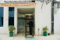 Amora Rooms Dwarka Hotel di Dwarka